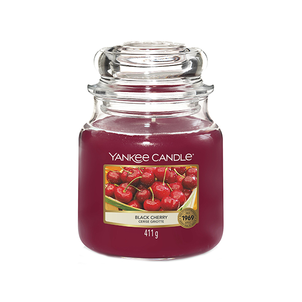 Yankee Candle Black Cherry ароматна свещ унисекс | monna.bg