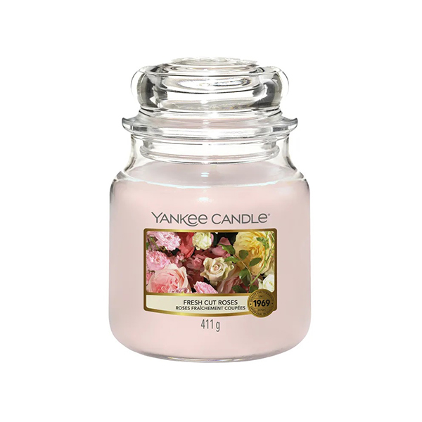 Yankee Candle Fresh Cut Roses ароматна свещ унисекс | monna.bg