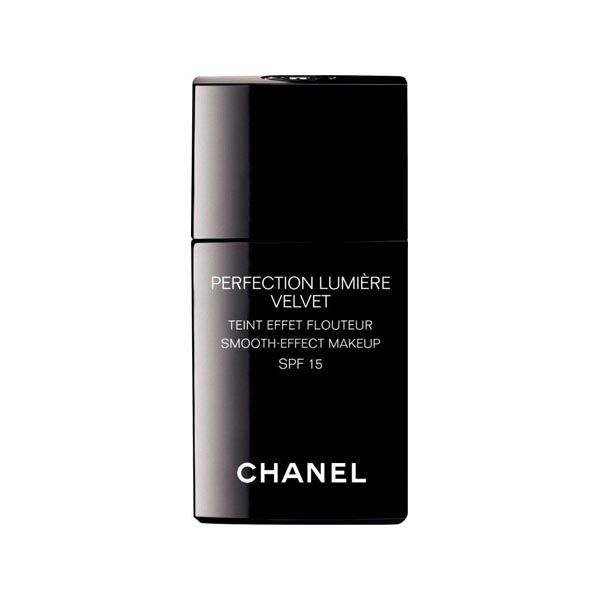 Chanel Perfection Lumiere Velvet SPF15 кадифен фон дьо тен за матиране за жени | monna.bg