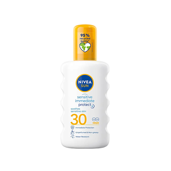 Nivea Sun Sensitive Immediate Protect+ слънцезащитен спрей за лице и тяло spf 30 унисекс | monna.bg