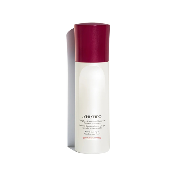 Shiseido Complete Cleansing Microfoam почистваща пяна за всеки тип кожа за жени | monna.bg
