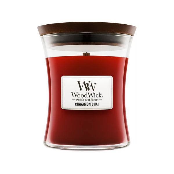 WoodWick Cinnamon Chai ароматни свещи унисекс | monna.bg